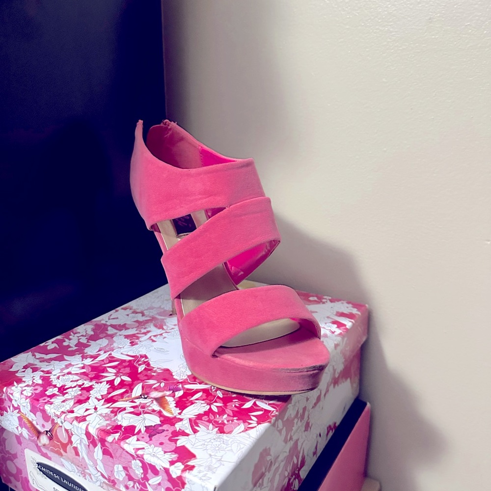 Elegant Pink Women's Sandal
